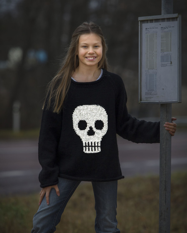 Genser med hodeskalle