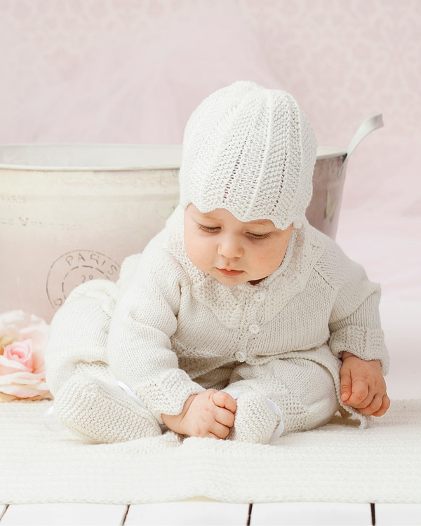 Strikkeoppskrfit Babysett
