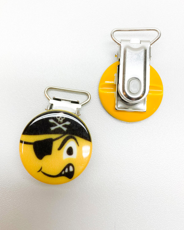 Clips Emoji Pirat 18 mm