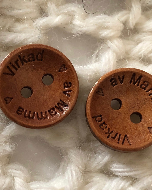 Träknapp Virkad av Mamma 15 mm