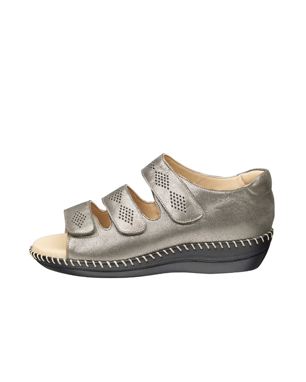 Sandal