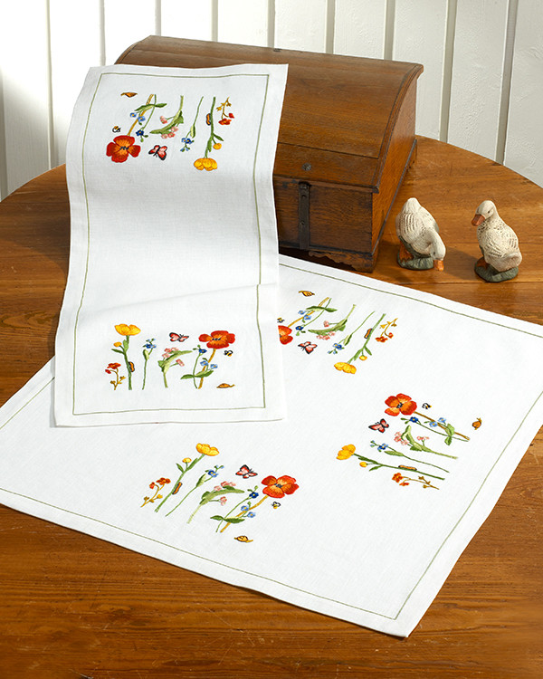 Broderikit Duk Sommaräng