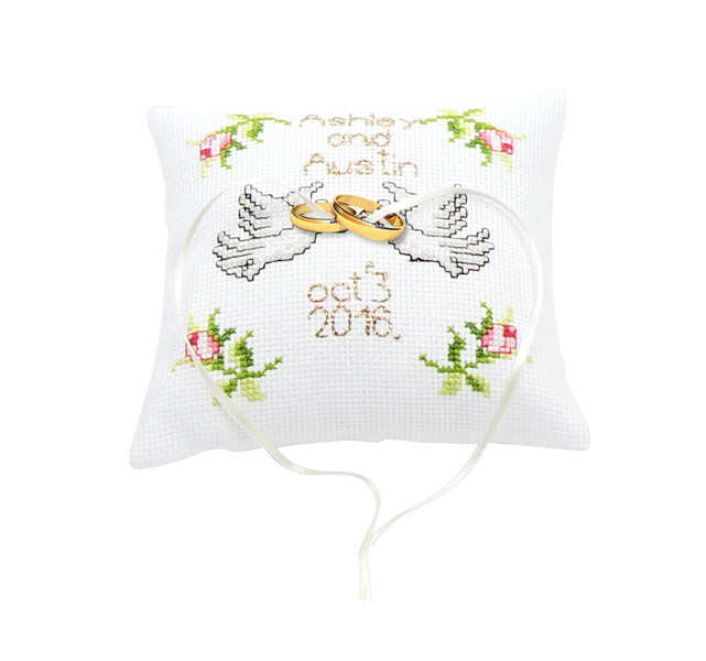 Tyynynpäällinen Vihkisormukset