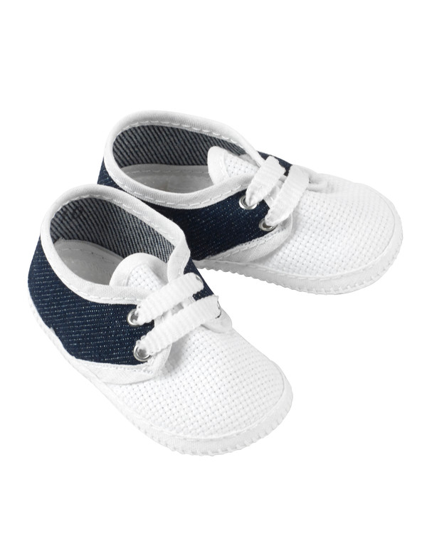 Tennissko baby for broderi uten garn og mønster