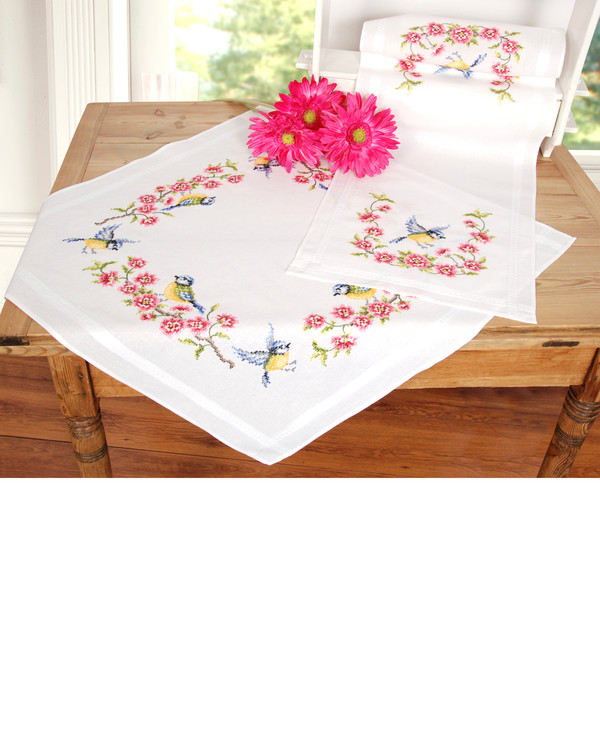 Broderikit Duk Vårblomster med eller utan garn