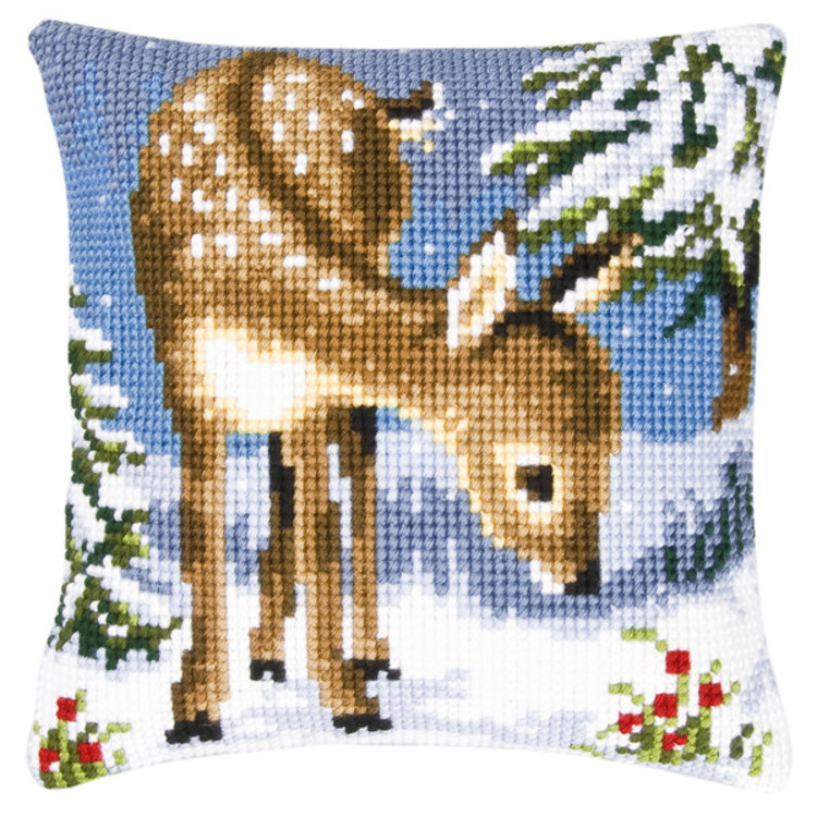 Tyynynpäällinen Metsäkauriin vasa